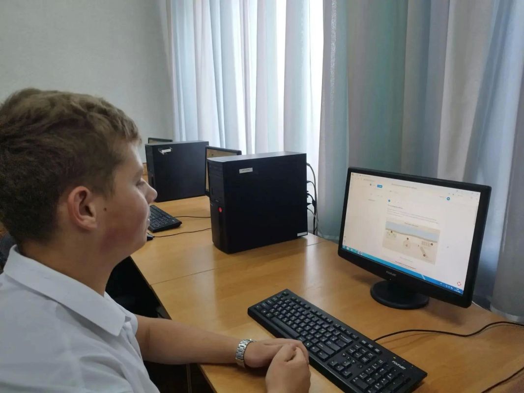 В Лутугинском муниципальном округе стартовал муниципальный этап Всероссийской олимпиады школьников по литературе В Лутугинском муниципальном округе стартовал муниципальный этап Всероссийской олимпиады школьников по литературе
