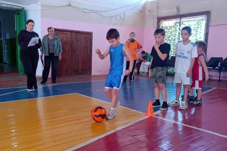 В спортивном комплексе села Провалье прошел Фестиваль спорта среди сельских команд «Спорт – в село» В спортивном комплексе села Провалье прошел Фестиваль спорта среди сельских команд «Спорт – в село»