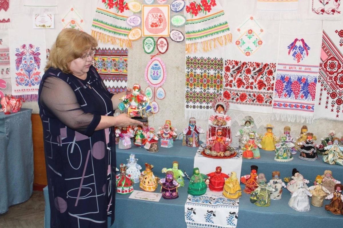 В ЛНР впервые присвоили звание «Народный мастер декоративно-прикладного искусства» В ЛНР впервые присвоили звание «Народный мастер декоративно-прикладного искусства»