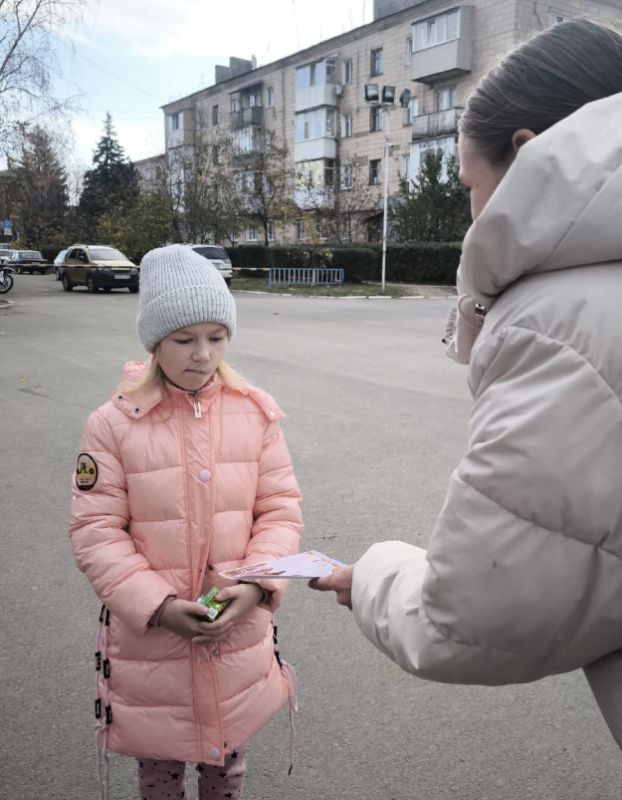 Активисты Лутугинского колледжа заботятся о безопасности окружающих Активисты Лутугинского колледжа заботятся о безопасности окружающих
