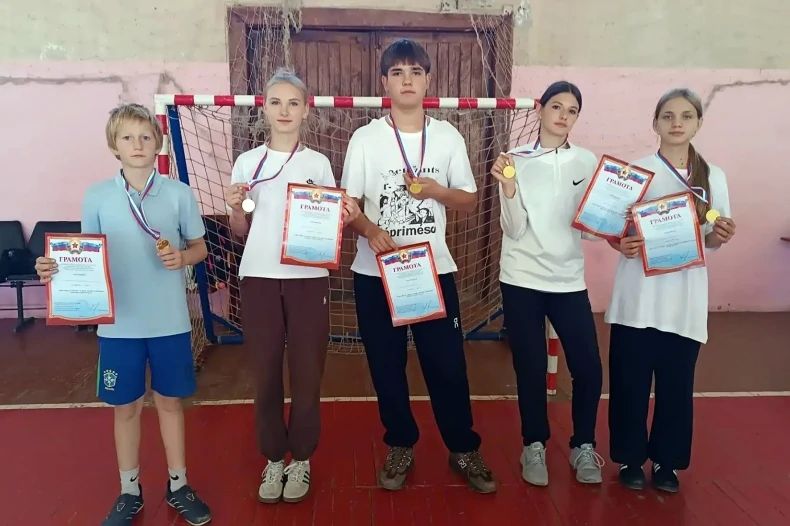 В спортивном комплексе села Провалье прошел Фестиваль спорта среди сельских команд «Спорт – в село» В спортивном комплексе села Провалье прошел Фестиваль спорта среди сельских команд «Спорт – в село»