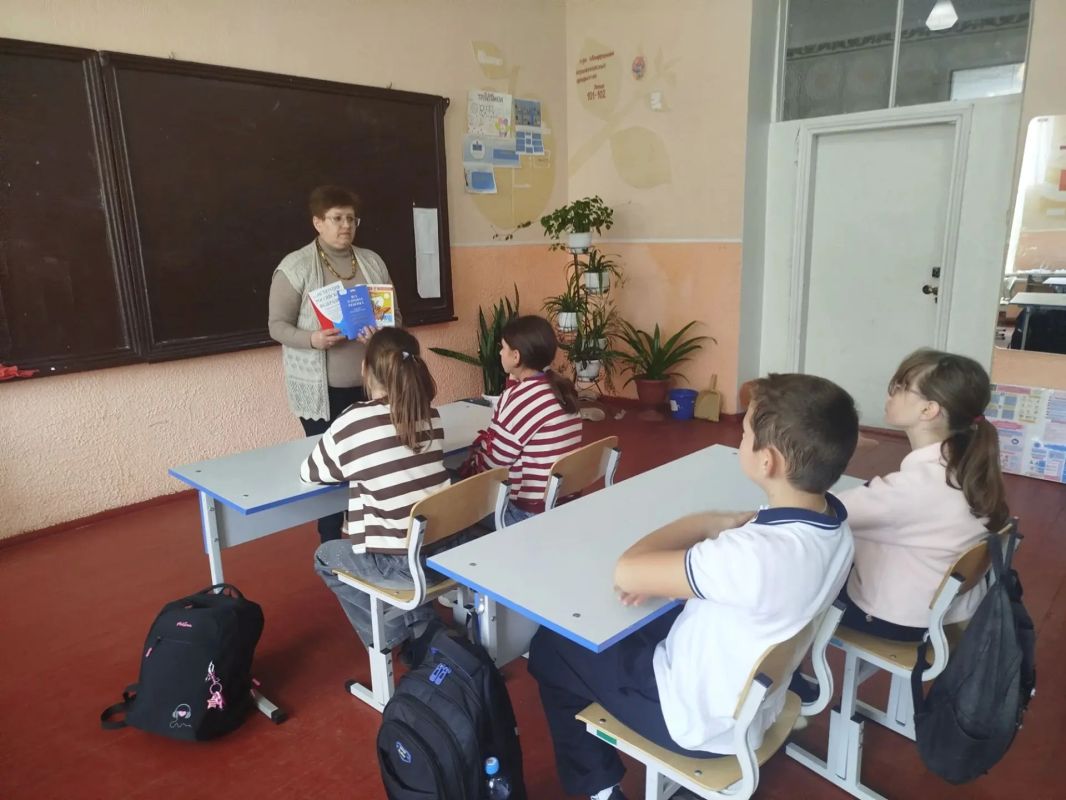 Правовой час «Маленькие граждане большой страны» Правовой час «Маленькие граждане большой страны»
