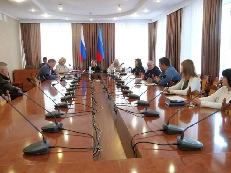 Стихийная торговля и мусор: в Луганске наказали 37 нарушителей
