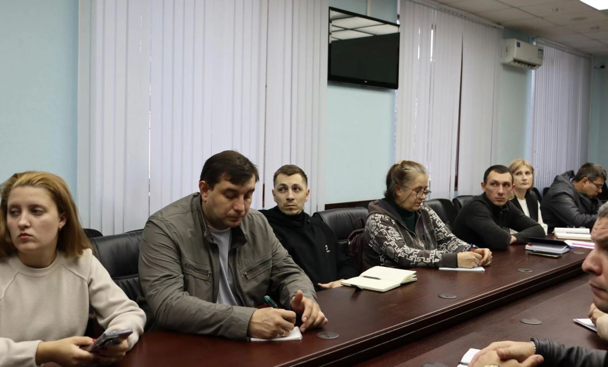 В Администрации прошло совещание преподавателей учебного предмета «Основы безопасности и защиты Родины» В Администрации прошло совещание преподавателей учебного предмета «Основы безопасности и защиты Родины»
