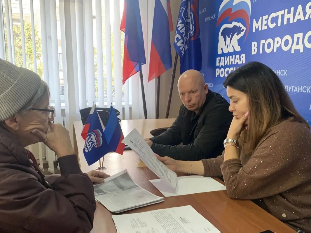С какими вопросами луганчане пришли в местную общественную приемную "Единой России"