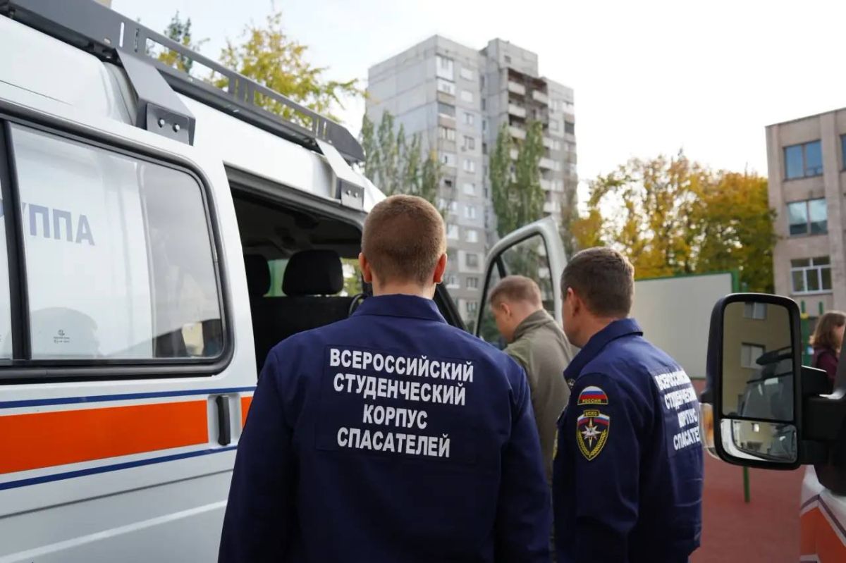 Руководитель ВСКС Евгений Козеев посетил с рабочим визитом Луганское РО ВСКС Руководитель ВСКС Евгений Козеев посетил с рабочим визитом Луганское РО ВСКС