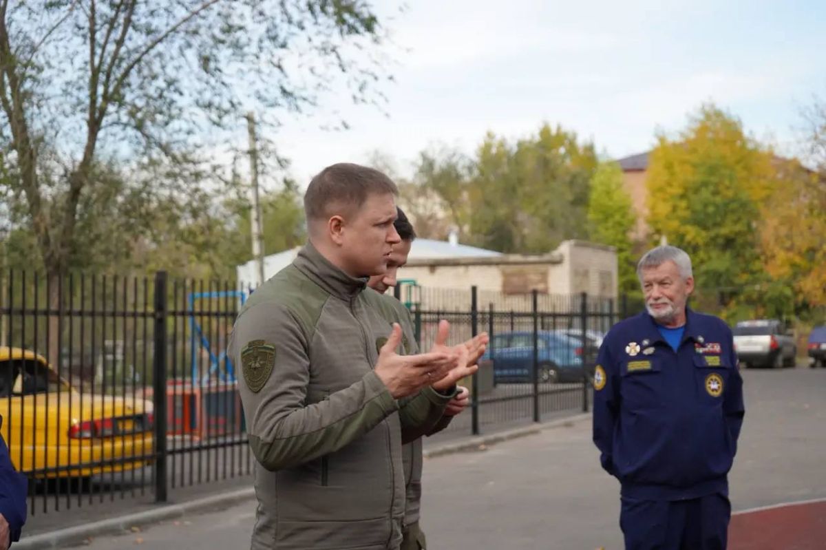 Руководитель ВСКС Евгений Козеев посетил с рабочим визитом Луганское РО ВСКС Руководитель ВСКС Евгений Козеев посетил с рабочим визитом Луганское РО ВСКС