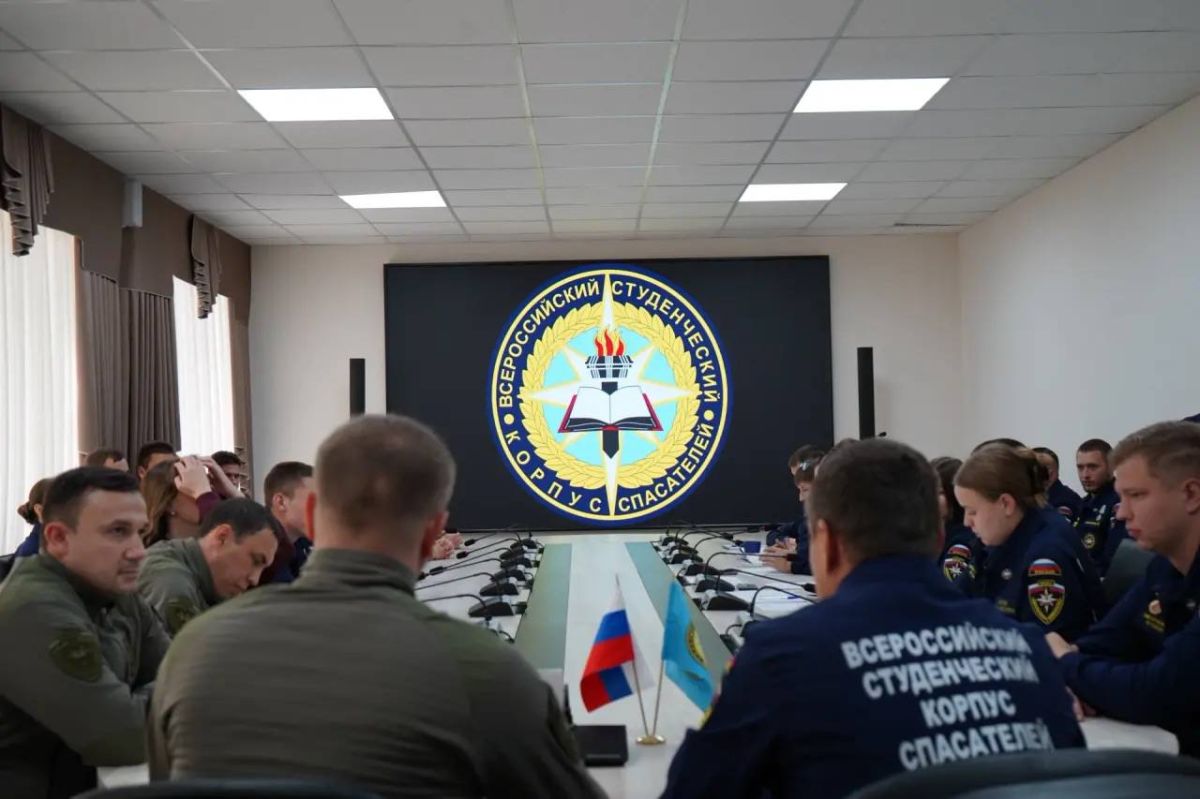 Руководитель ВСКС Евгений Козеев посетил с рабочим визитом Луганское РО ВСКС Руководитель ВСКС Евгений Козеев посетил с рабочим визитом Луганское РО ВСКС