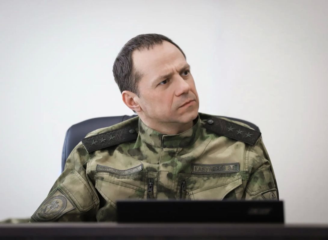 Глава СК России провел оперативное совещание в Луганске Глава СК России провел оперативное совещание в Луганске