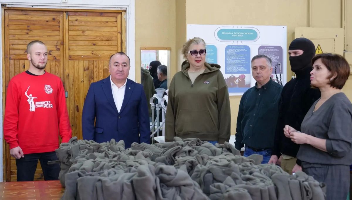 «Шьем для СВОих»: студенты ЛГПУ передали на фронт 50 комплектов нательного белья «Шьем для СВОих»: студенты ЛГПУ передали на фронт 50 комплектов нательного белья