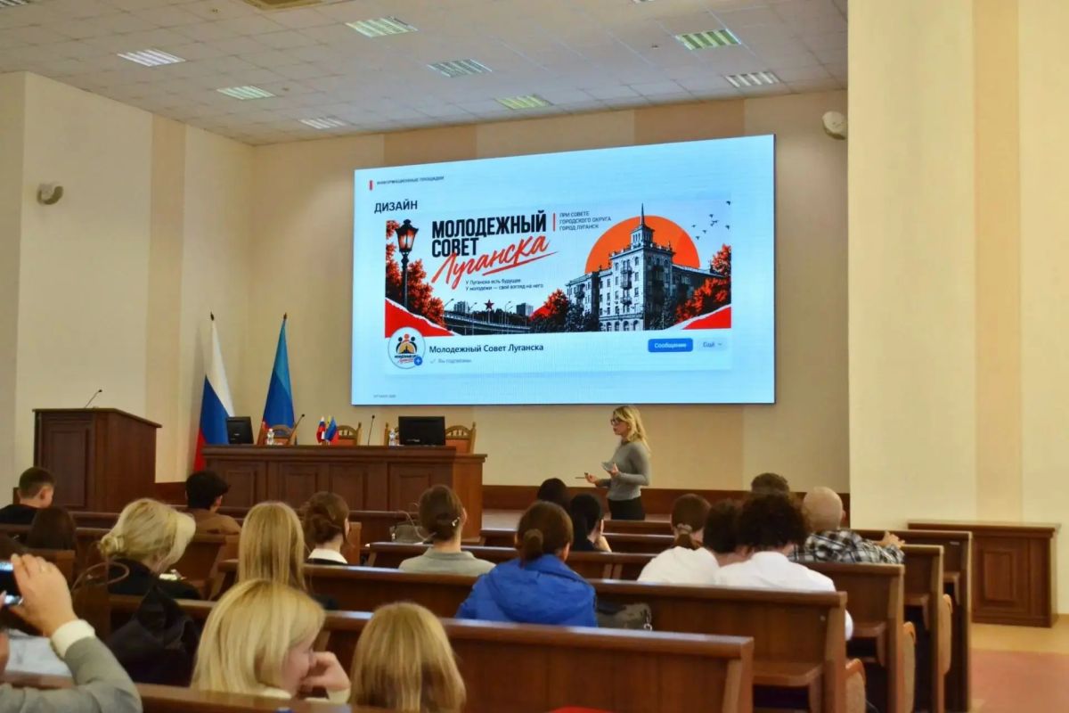 Мы продолжаем плотную работу с образовательными организациями нашего города Мы продолжаем плотную работу с образовательными организациями нашего города