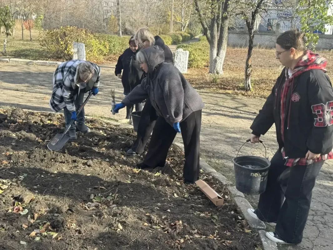 Акция «Зеленый дом»: вместе делаем Ровеньки зеленее и уютнее! Акция «Зеленый дом»: вместе делаем Ровеньки зеленее и уютнее!