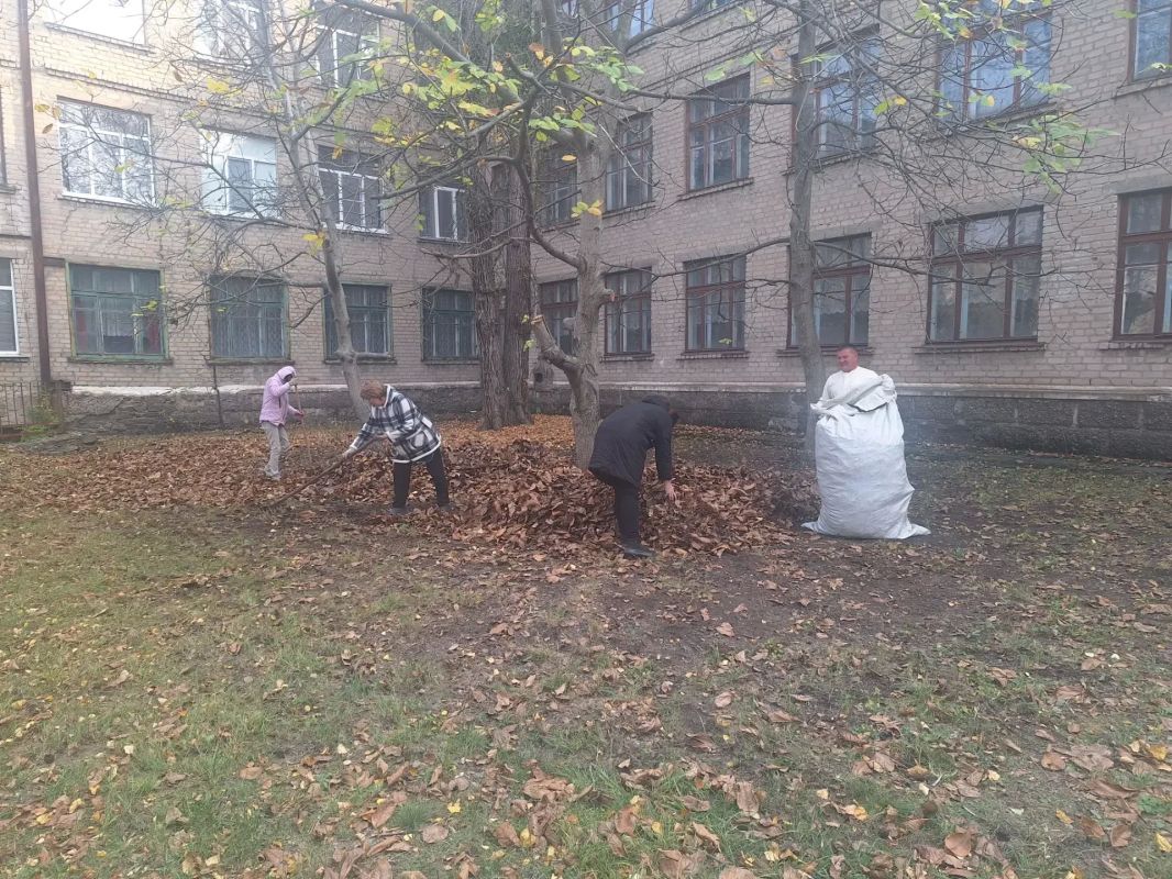 Акция «Зеленый дом»: вместе делаем Ровеньки зеленее и уютнее! Акция «Зеленый дом»: вместе делаем Ровеньки зеленее и уютнее!