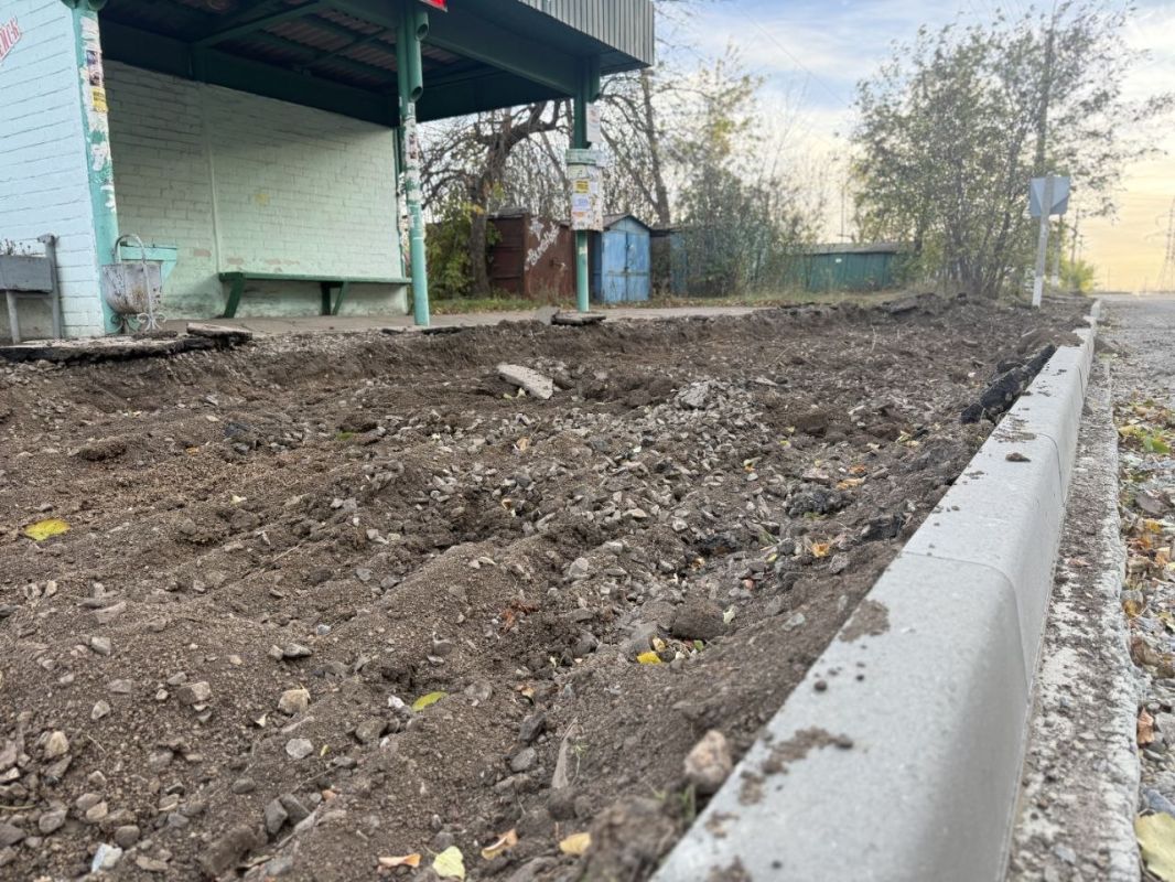 В Молодогвардейске продолжается благоустройство улицы Земнухова В Молодогвардейске продолжается благоустройство улицы Земнухова